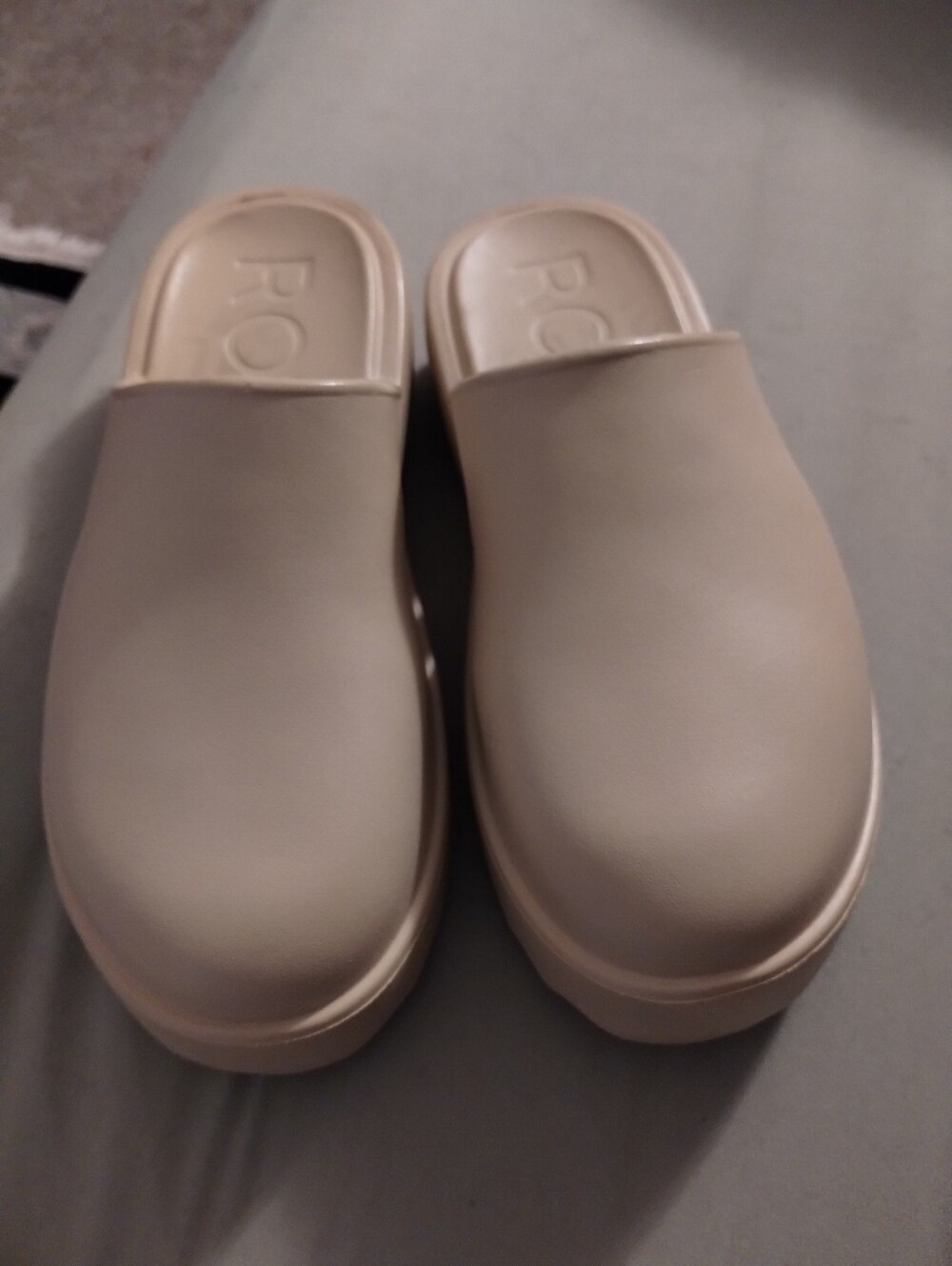 Roxy Beige Slip-On Rubber Clogs